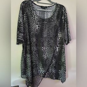 Adele & May Woman Plus Size Short Sleeve Blouse